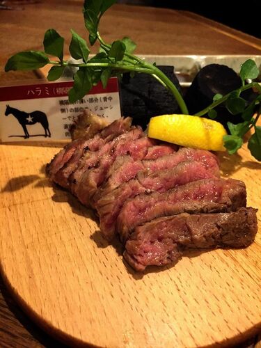 東京都内の本当に美味しい馬刺し 馬肉料理の名店おすすめ10選 Vokka ヴォッカ