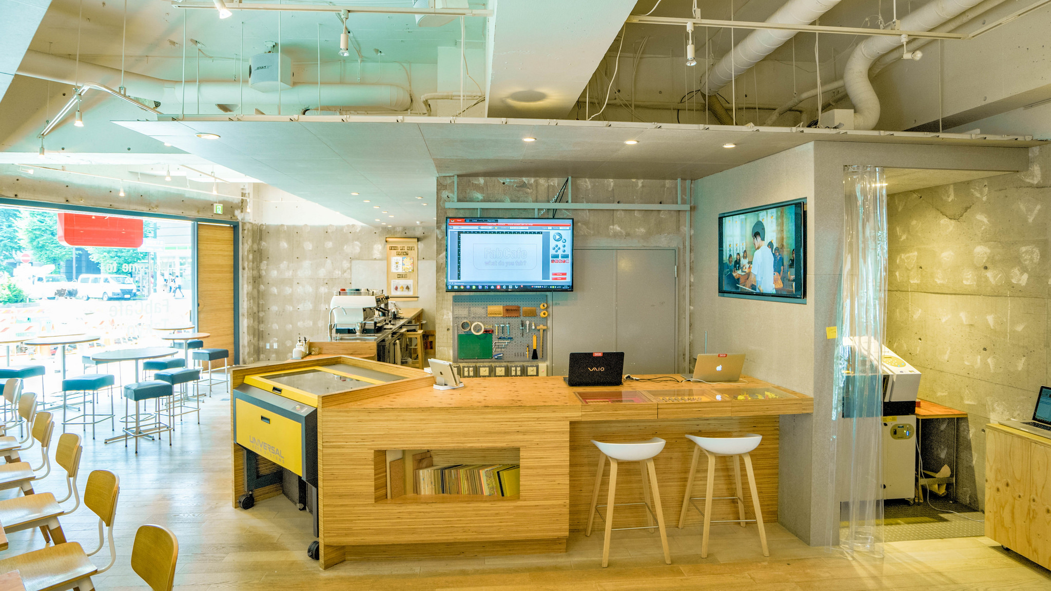 Branch pic tokyo visual