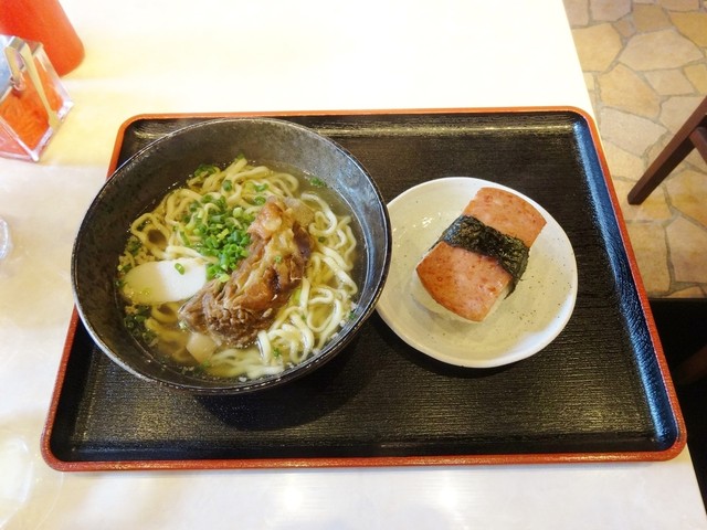 640x640 rect 53956146