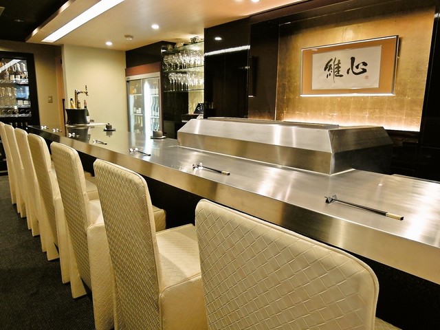 640x640 rect 74243643