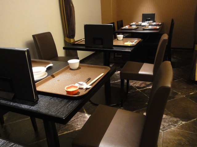 640x640 rect 8117164